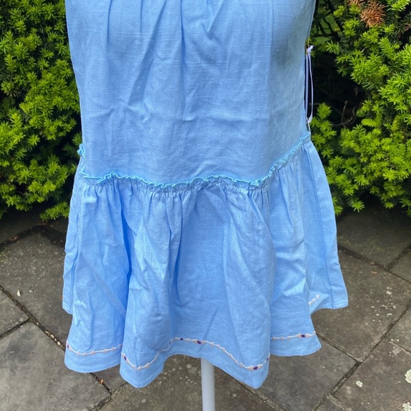 Gorgeous Embroidered Baby Blue Flowy Top***Small - Picture 4 of 14